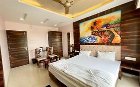 Shree Ganesh Hotel