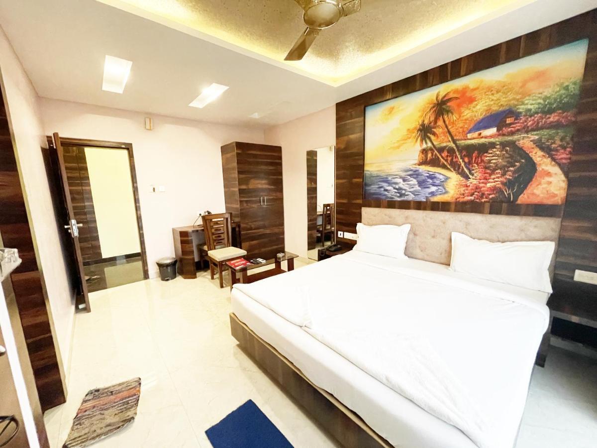 Shree Ganesh Hotel Puri Exterior photo
