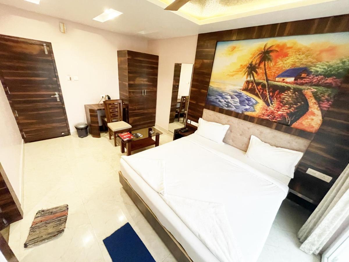 Shree Ganesh Hotel Puri Exterior photo