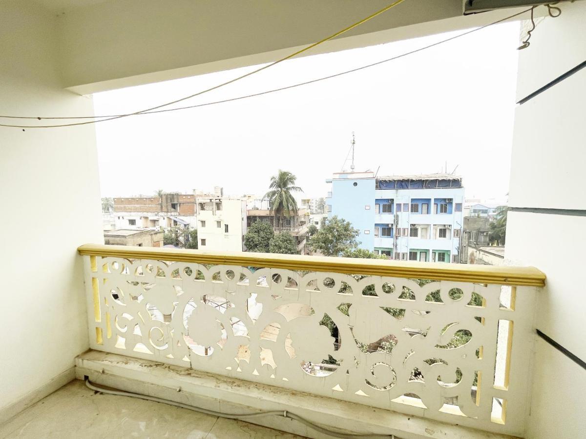 Shree Ganesh Hotel Puri Exterior photo